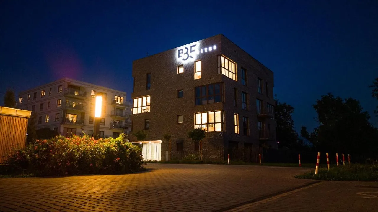 Hotel apartamentowy B85 Suites Warszawa Polska